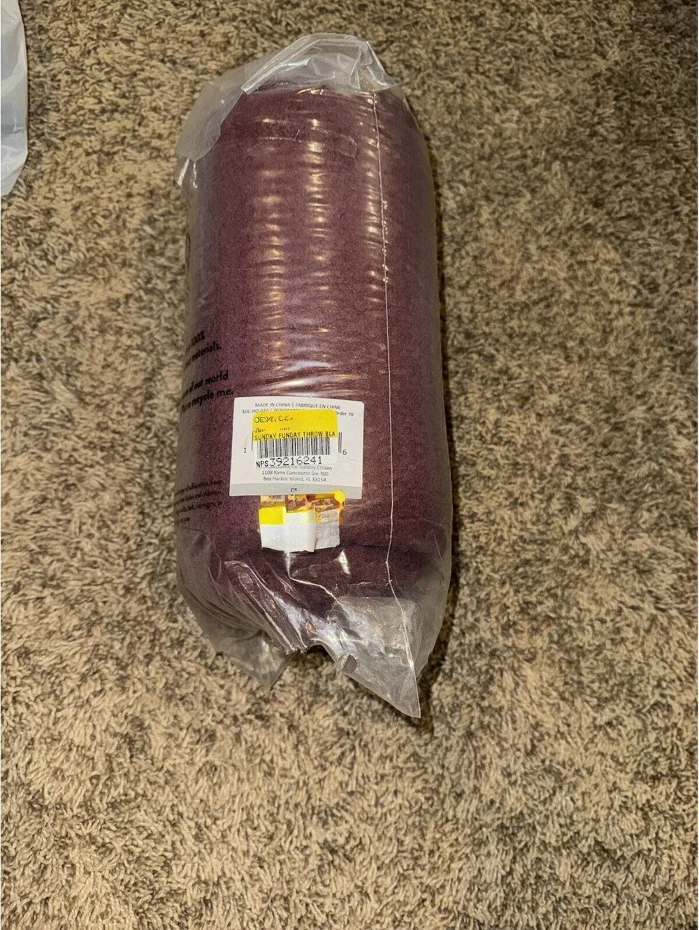 NWT Sunday Citizen Snug Lap Throw Blanket Cherry Lacquer 60